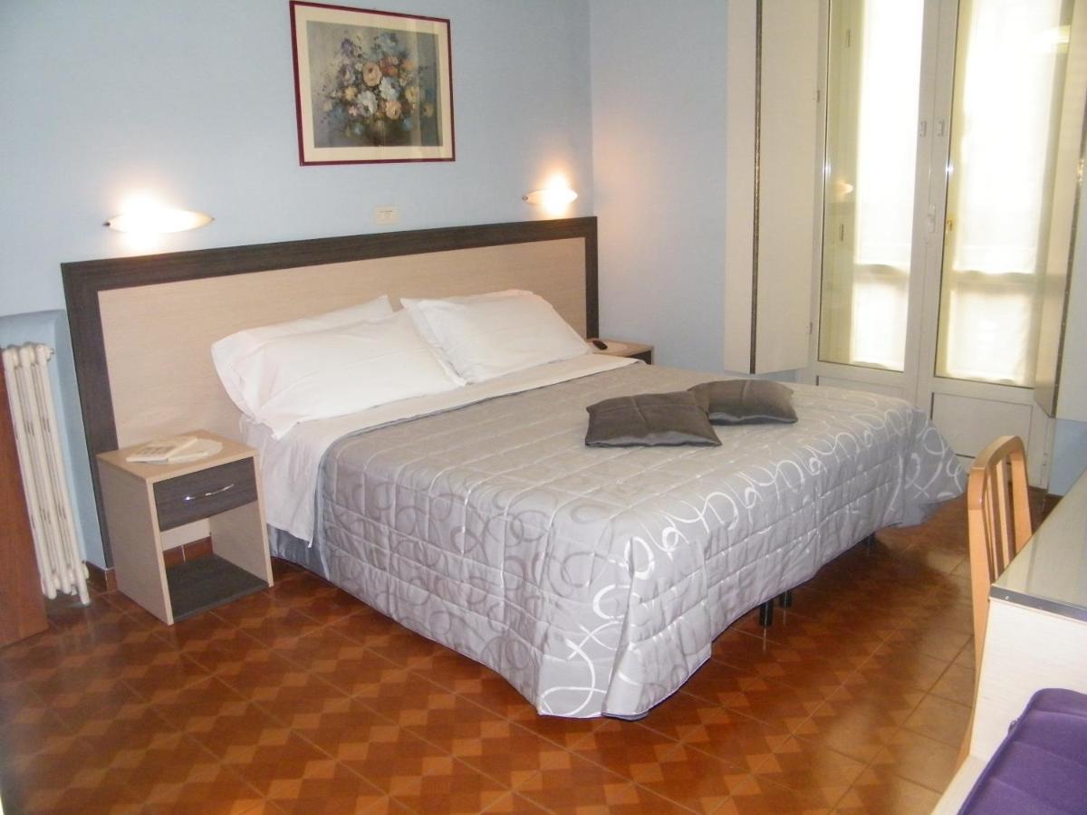 Torino Central-- Rooms And Apartments - Alba Екстериор снимка