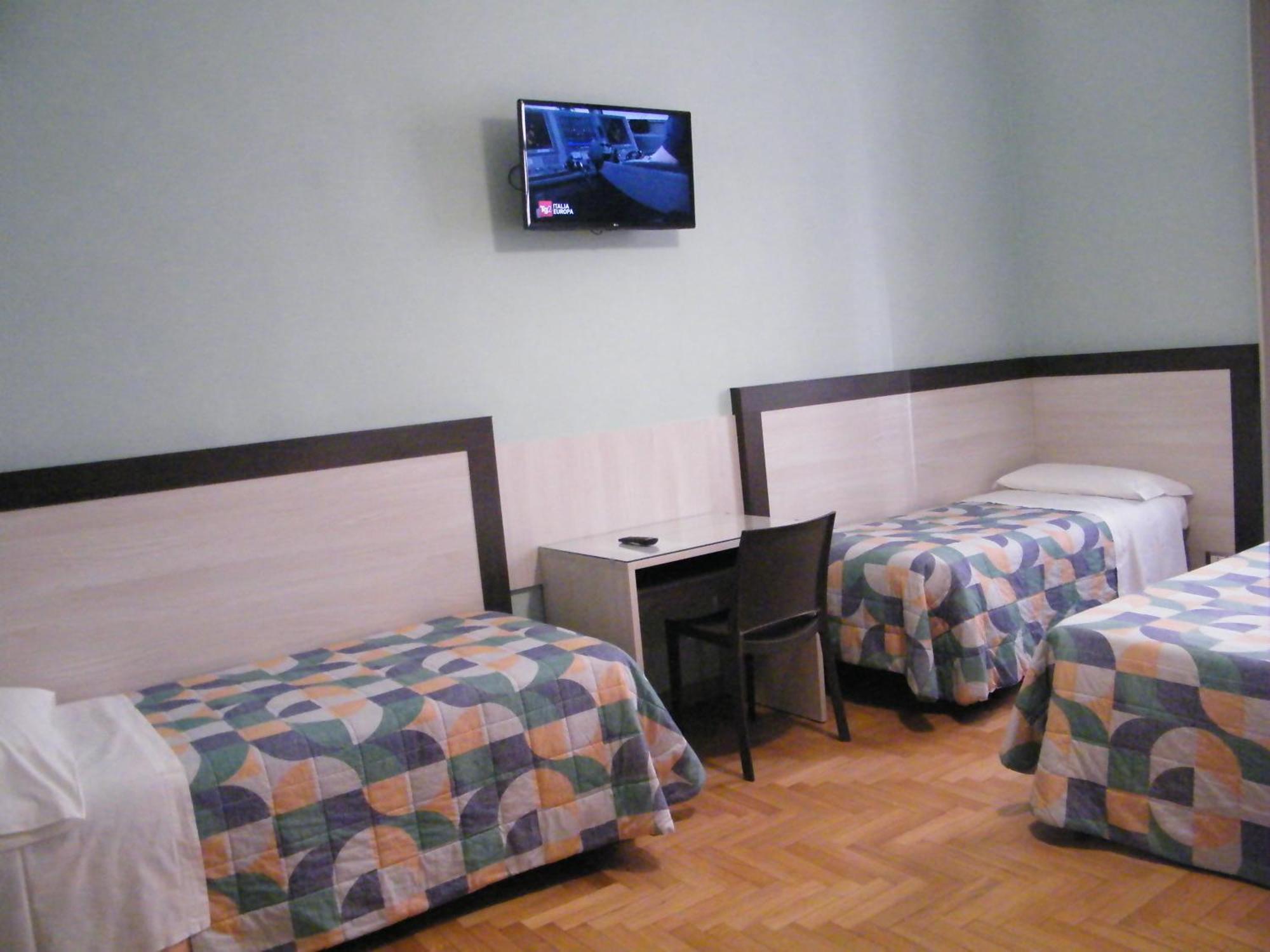 Torino Central-- Rooms And Apartments - Alba Екстериор снимка